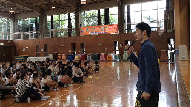 出張ダンス親子でダンス