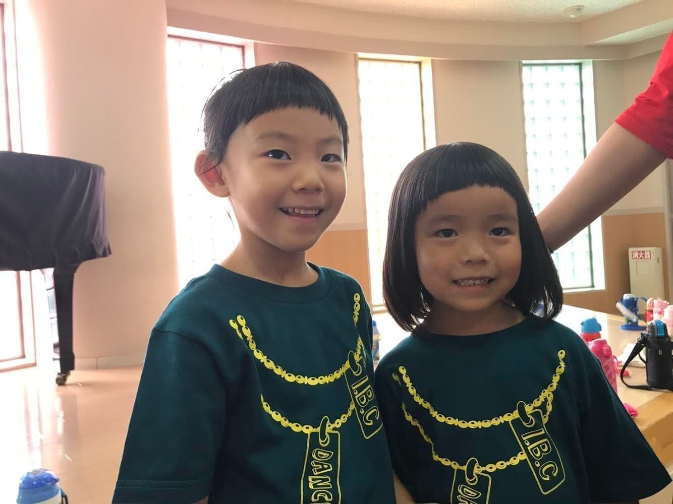 兄妹で園内ダンスレッスン