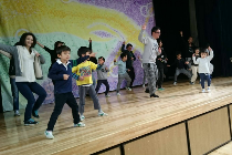 veecu ダンスレッスン 豊島区朋有小学校 親子ダンスworkshop4